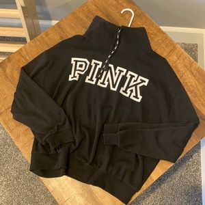 VS ‘PINK’ Pull-Over